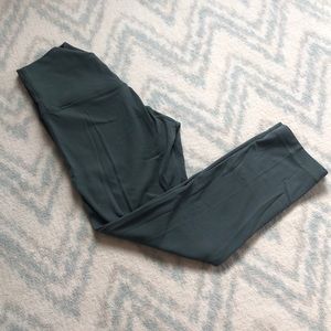 Army green aligns